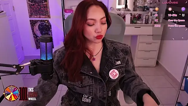 LilyVelvett online show from 05-30-26, 03:02
