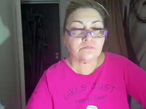 Snapshot of IryshAlice chatting on 12-19-24, 09:16 IryshAlice online show from 12-19-24, 09:16