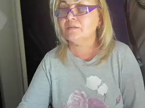 Snapshot of IryshAlice chatting on 12-01-24, 06:24 IryshAlice online show from 12-01-24, 06:24