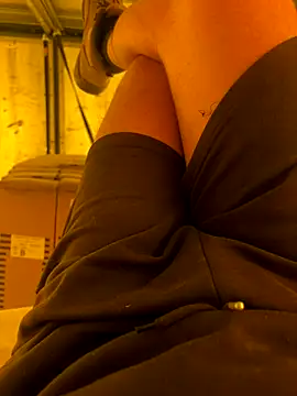 Snapshot of cussy007 chatting on 09-26-25, 12:34 cussy007 online show from 09-26-25, 12:34