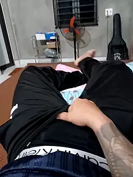 Snapshot of Vvvvvieett chatting on 11-05-25, 12:41 Vvvvvieett online show from 11-05-25, 12:41