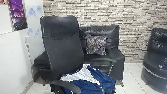 Heidy Sumers online show from 09-08-25, 05:23