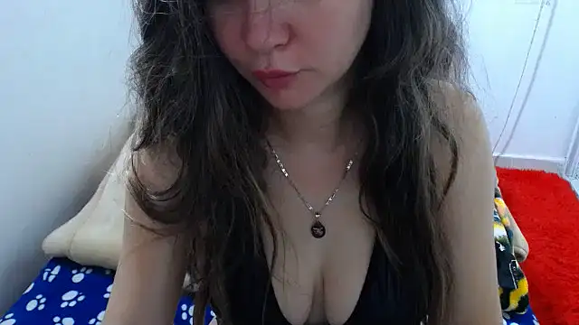 Luna girlhot  online show from 03-05-26, 04:14