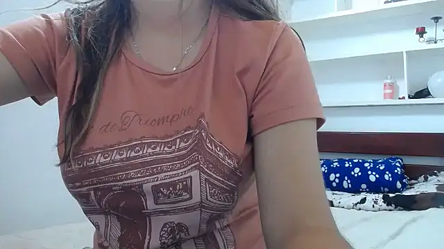 Snapshot of Luna_girlhot_ chatting on 11-05-25, 08:34 Luna girlhot online show from 11-05-25, 08:34