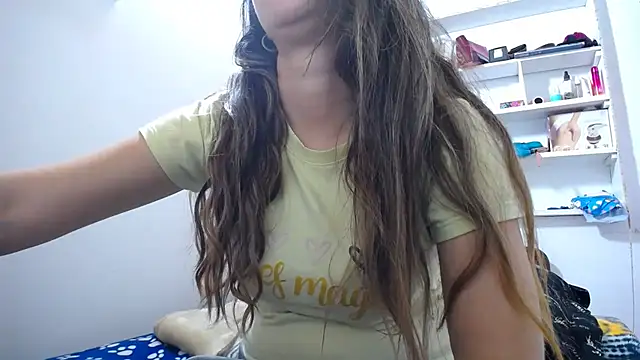 Luna girlhot  online show from 03-06-26, 01:28