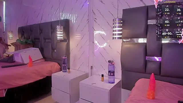 PittAndLunaa online show from 04-10-26, 12:45