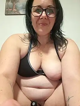 fekete demon online show from 02-17-26, 05:54