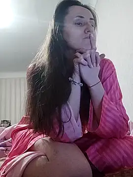 emeli moon online show from 03-08-25, 07:42
