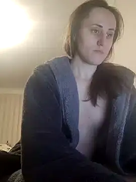 emeli moon online show from 01-11-25, 07:59