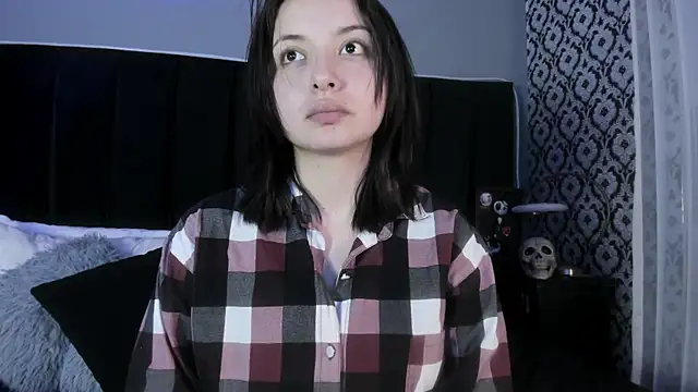 Adeelinee online show from 03-28-26, 08:10