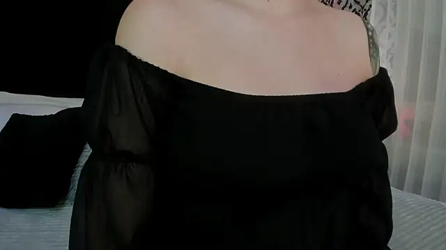 Adeelinee online show from 09-26-25, 07:54