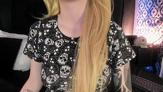 Adeelinee online show from 01-17-26, 07:50