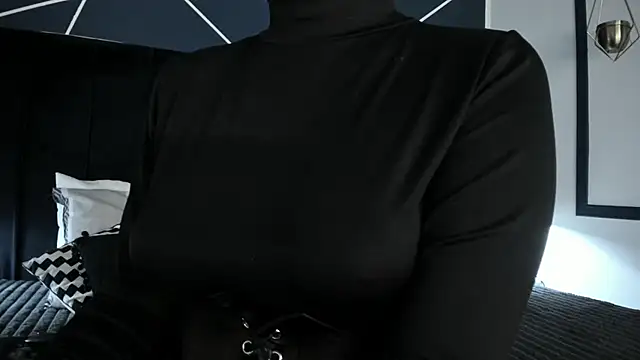 Adeelinee online show from 03-19-25, 07:38