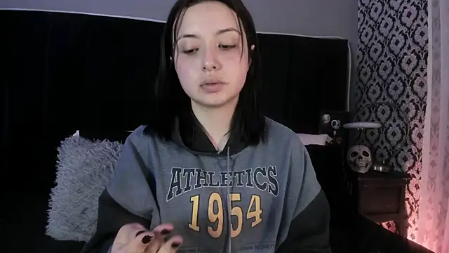 Adeelinee online show from 03-27-26, 07:59