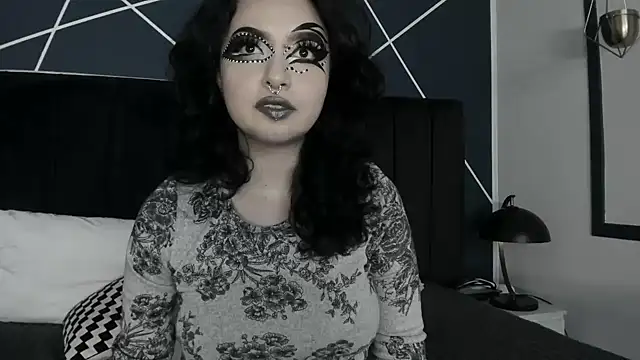 Adeelinee online show from 03-06-25, 10:47