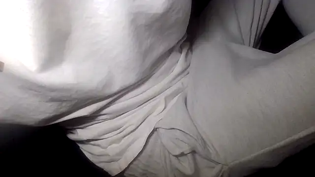 VersGuy24 online show from 03-09-26, 03:48