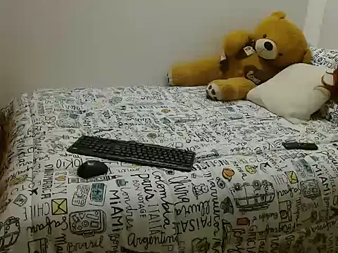 diamondputy04 online show from 04-17-26, 02:36