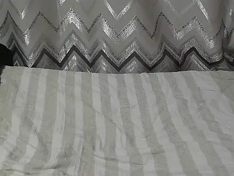 Snapshot of banitah chatting on 12-04-25, 07:57 banitah online show from 12-04-25, 07:57