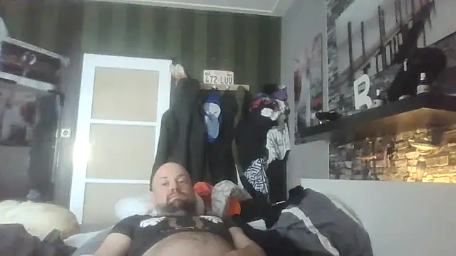 Prehistorixxx2686 online show from 04-22-26, 08:32