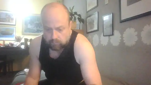 Prehistorixxx2686 online show from 05-17-26, 04:51