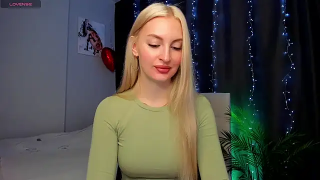 Kimmy powell online show from 10-04-25, 04:03