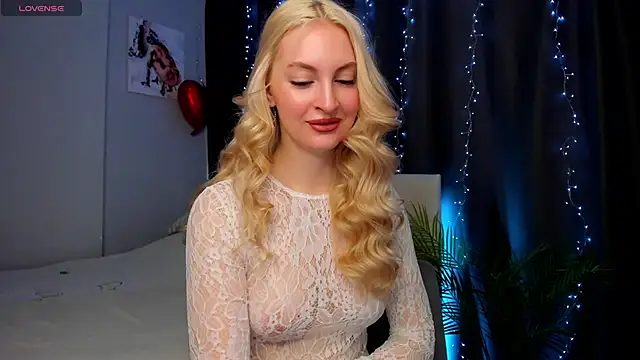 Kimmy powell online show from 10-07-25, 03:40