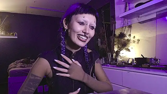 god x girl online show from 12-20-24, 06:24