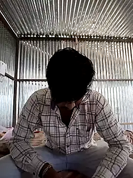 Snapshot of Kartik_bbc_indian chatting on 01-12-25, 08:46 Kartik bbc indian online show from 01-12-25, 08:46