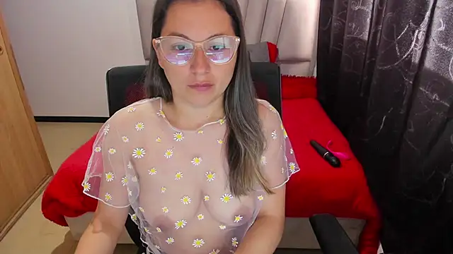 samantha  wilson online show from 12-04-25, 01:32