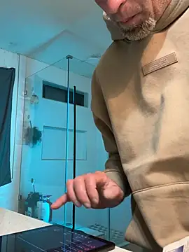 El Gizmo online show from 02-12-26, 09:31