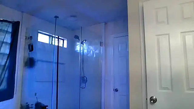 El Gizmo online show from 03-12-26, 06:34