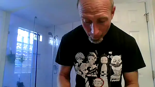 El Gizmo online show from 05-19-26, 01:56