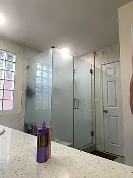 El Gizmo online show from 11-07-25, 06:23