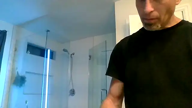 El Gizmo online show from 05-22-26, 03:37