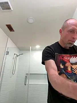 El Gizmo online show from 11-16-25, 07:51