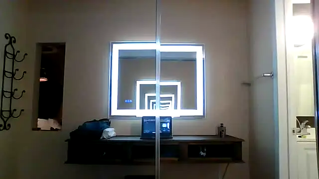 El Gizmo online show from 03-26-26, 07:06