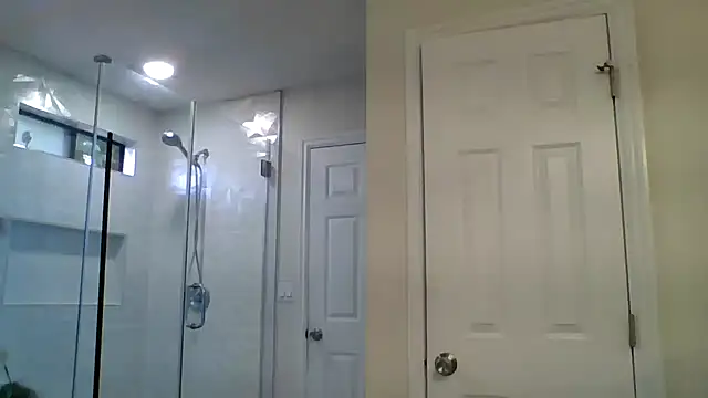 El Gizmo online show from 04-08-26, 05:58