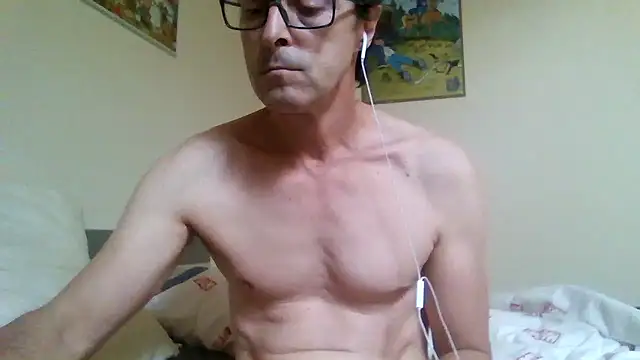 Snapshot of sebindo46 chatting on 06-10-26, 03:13 sebindo46 online show from 06-10-26, 03:13