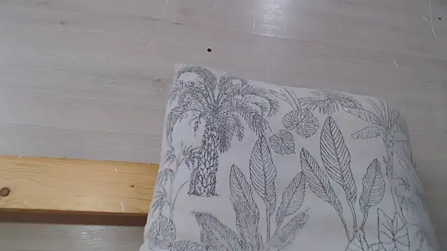 CRISTIINA37 online show from 10-02-25, 11:46