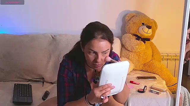 LindsayDeee online show from 07-14-26, 05:56