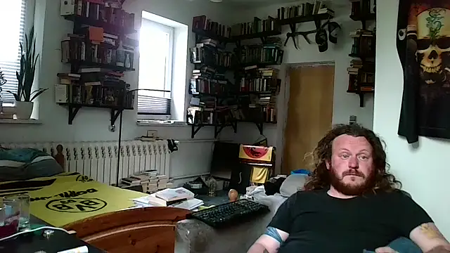 Snapshot of sunr1sa chatting on 04-13-26, 04:00 sunr1sa online show from 04-13-26, 04:00