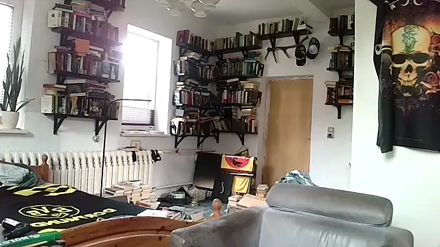 Snapshot of sunr1sa chatting on 03-25-26, 12:59 sunr1sa online show from 03-25-26, 12:59