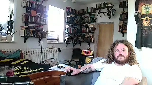 Snapshot of sunr1sa chatting on 04-11-26, 06:21 sunr1sa online show from 04-11-26, 06:21