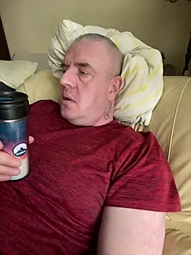 Snapshot of Evolite123 chatting on 01-28-25, 12:22 Evolite123 online show from 01-28-25, 12:22