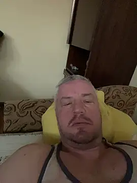 Snapshot of Evolite123 chatting on 03-08-25, 05:59 Evolite123 online show from 03-08-25, 05:59