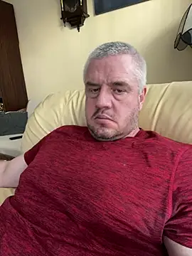 Snapshot of Evolite123 chatting on 02-17-25, 03:33 Evolite123 online show from 02-17-25, 03:33