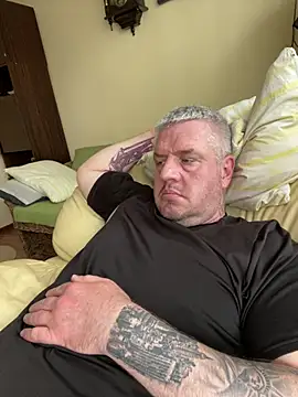 Snapshot of Evolite123 chatting on 03-15-25, 10:03 Evolite123 online show from 03-15-25, 10:03