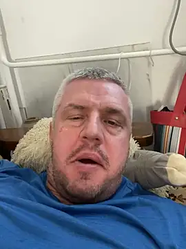 Snapshot of Evolite123 chatting on 03-06-25, 02:18 Evolite123 online show from 03-06-25, 02:18