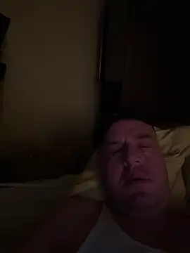 Snapshot of Evolite123 chatting on 01-19-25, 09:23 Evolite123 online show from 01-19-25, 09:23