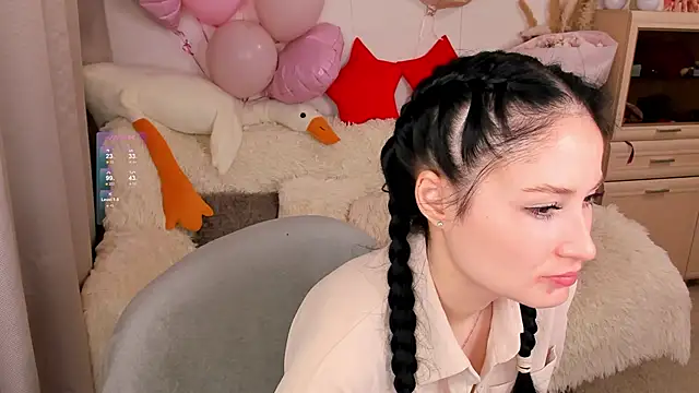 LisaMooore online show from 02-05-26, 07:32